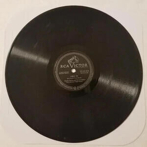 3/$25 Vaughn Monroe 78 RPM Frosty The Snow Man / Could Be RCA Victor 20-3915
